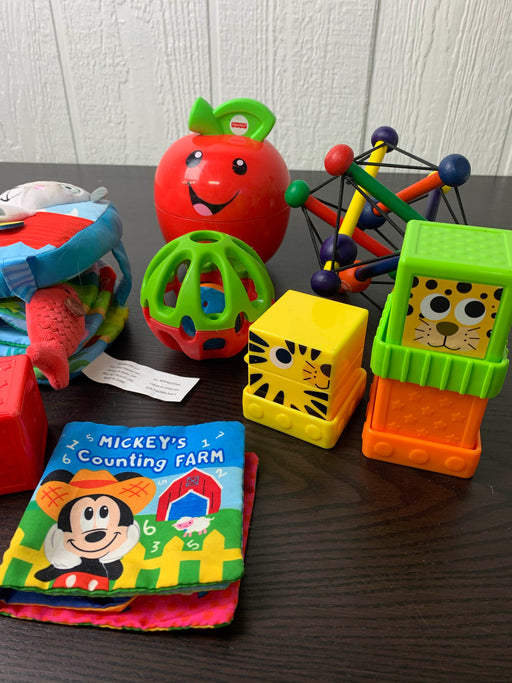 secondhand BUNDLE Fine Motor/ Quiet Time Toys