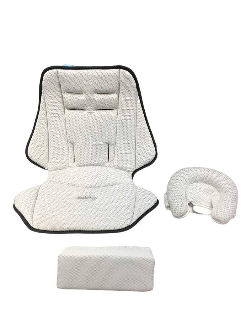 UPPAbaby Infant SnugSeat, Cream