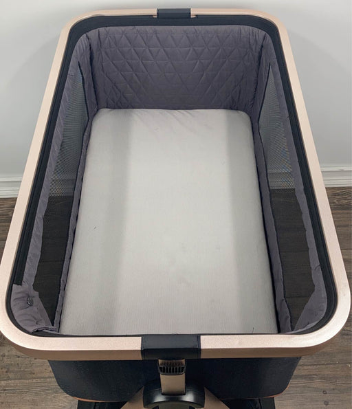 secondhand Monbebe Suite Slumber Bassinet