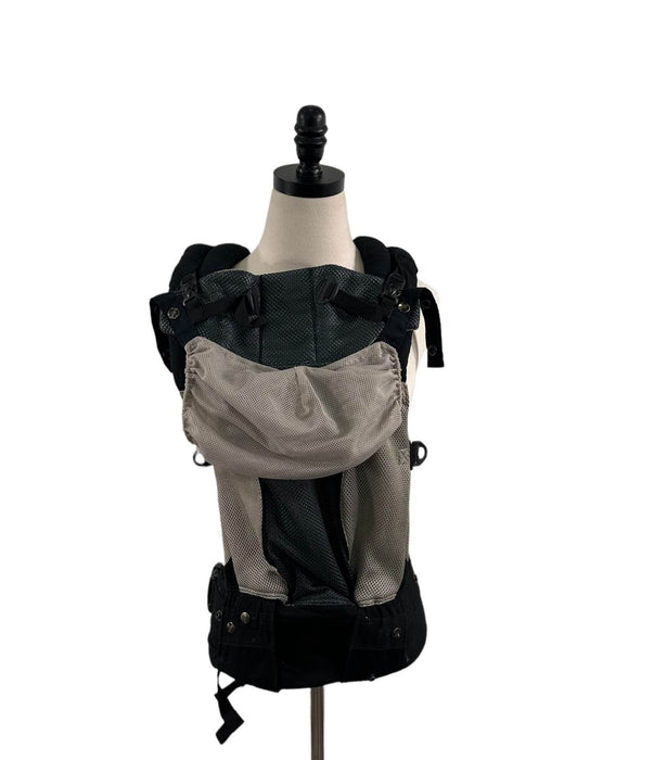 used Lillebaby Complete All Seasons Baby Carrier