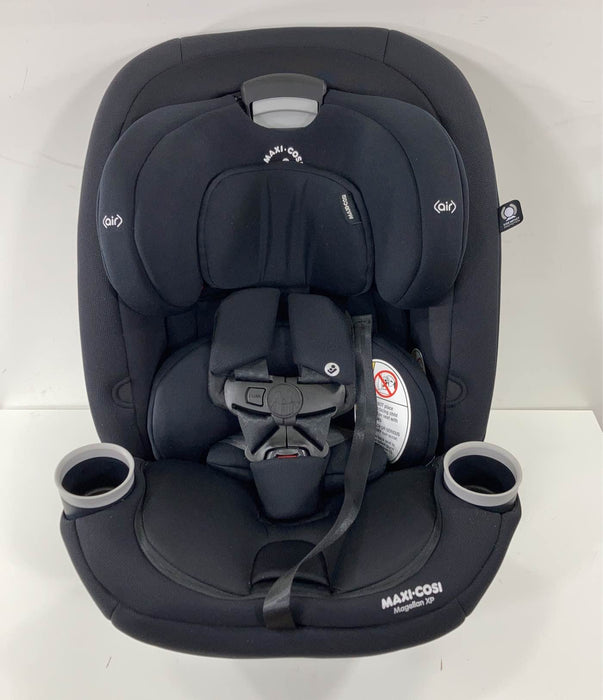 secondhand Maxi-Cosi Magellan XP All-in-One Convertible Car Seat, Night Black, 2020