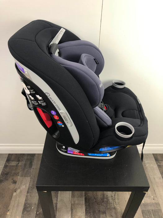 secondhand Maxi-Cosi Magellan XP All-in-One Convertible Car Seat, Midnight Slate, 2020