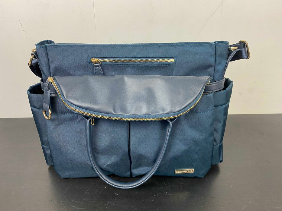 used Skip Hop Chelsea Downtown Chic Diaper Bag