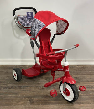 Radio flyer deals ride and stand