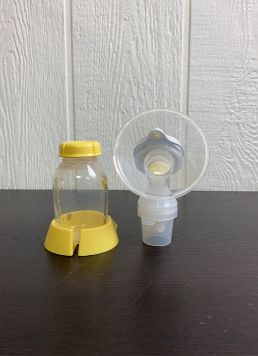 Shop Medela Harmony Manual Breast Pump at GoodBuy Gear