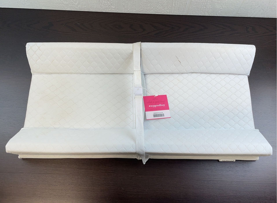 Shop Contoured Foldable Changing Pad at GoodBuy Gear
