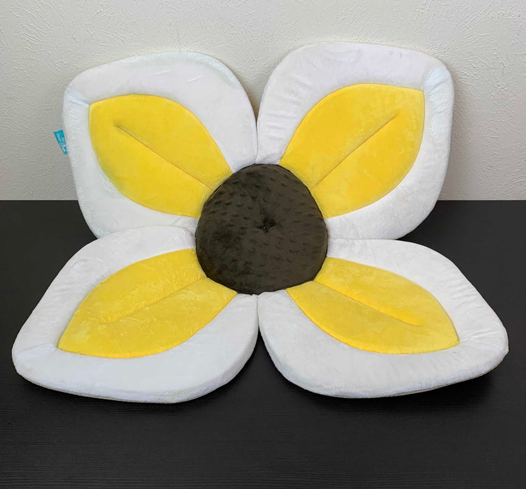 Shop Blooming Bath Baby Bath, Sunflower at GoodBuy Gear