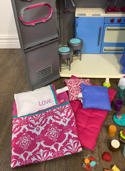 used Our Generation RV Seeing You Camper