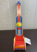 secondhand Melissa & Doug Wooden Vacuum Cleaner Play Set