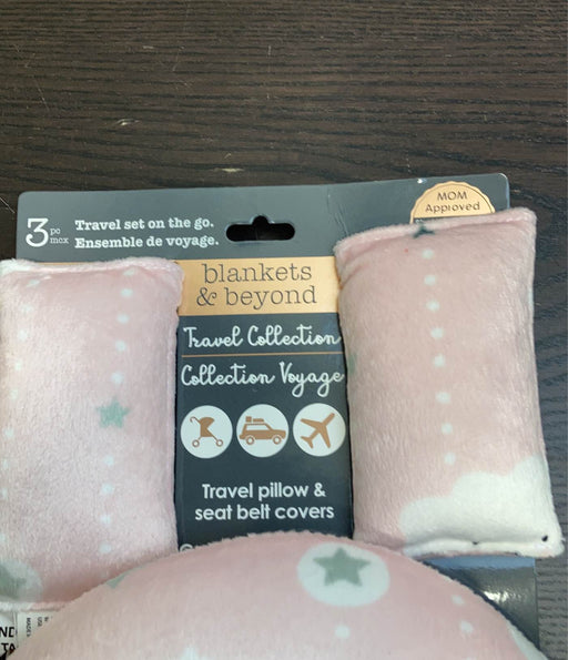 secondhand Blankets & Beyond Travel Set