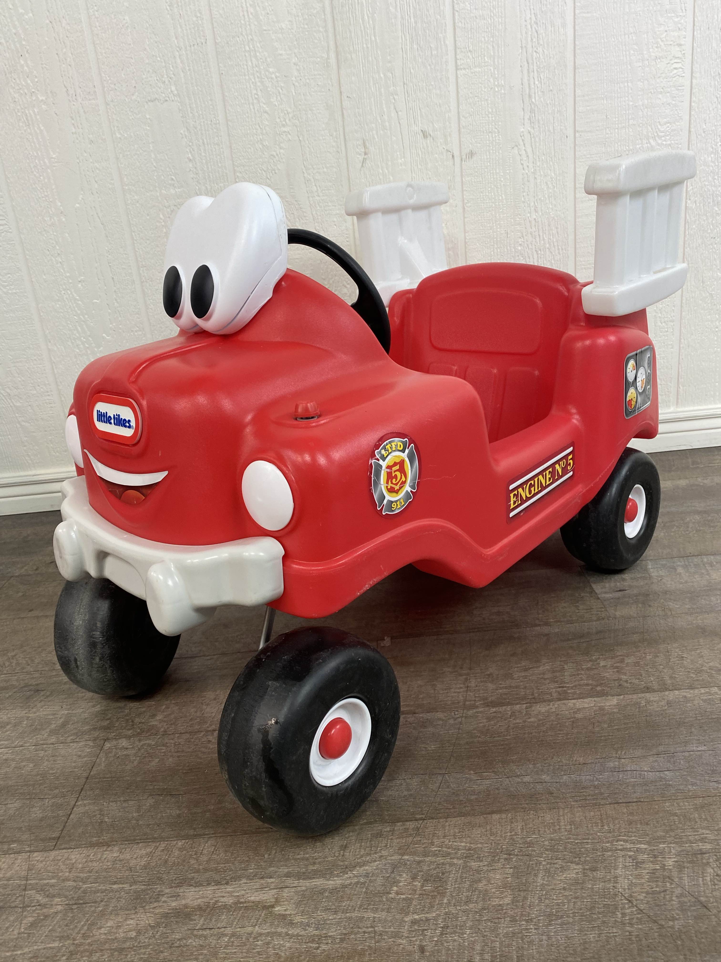 Little tikes spray 2025 & rescue fire truck