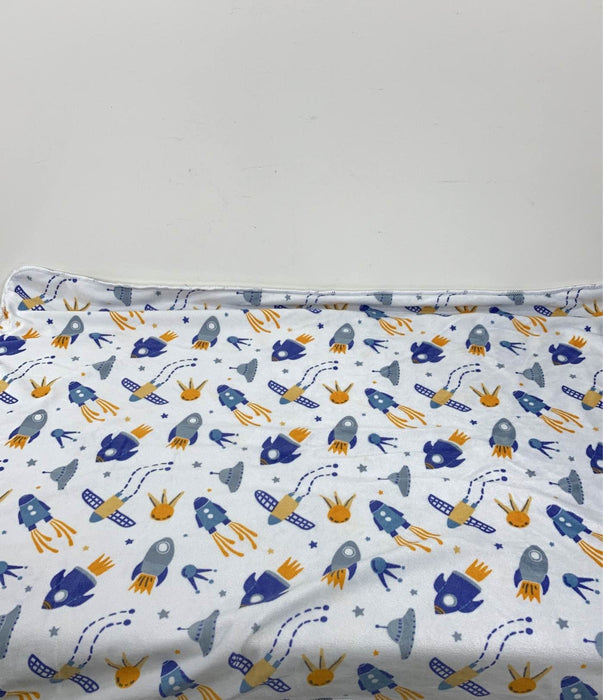 Shop BUNDLE Bibs And Burp Cloths, With Nursing Cover at GoodBuy Gear
