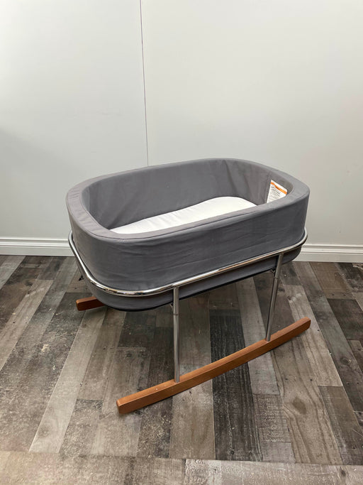 used Wonderfold Baby Bassinet Cradle