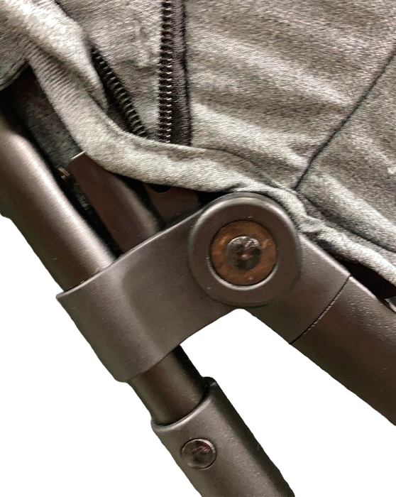 Shop Mompush Lithe V2 Stroller, 2022, Grey at GoodBuy Gear