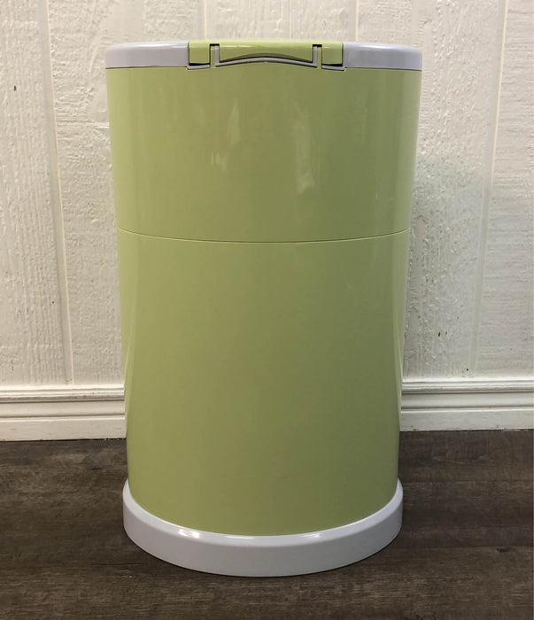 used Diaper Dekor Classic Diaper Pail
