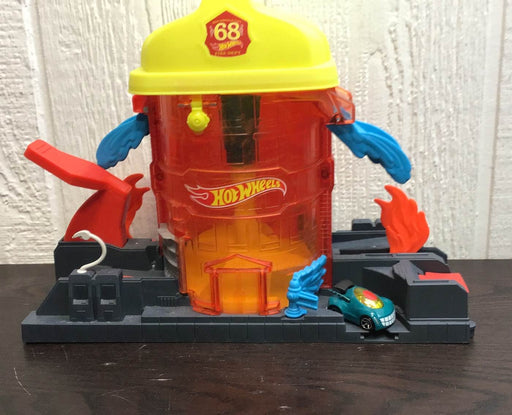 secondhand Hot Wheels Super Fire House Rescue City Toxic Creatures