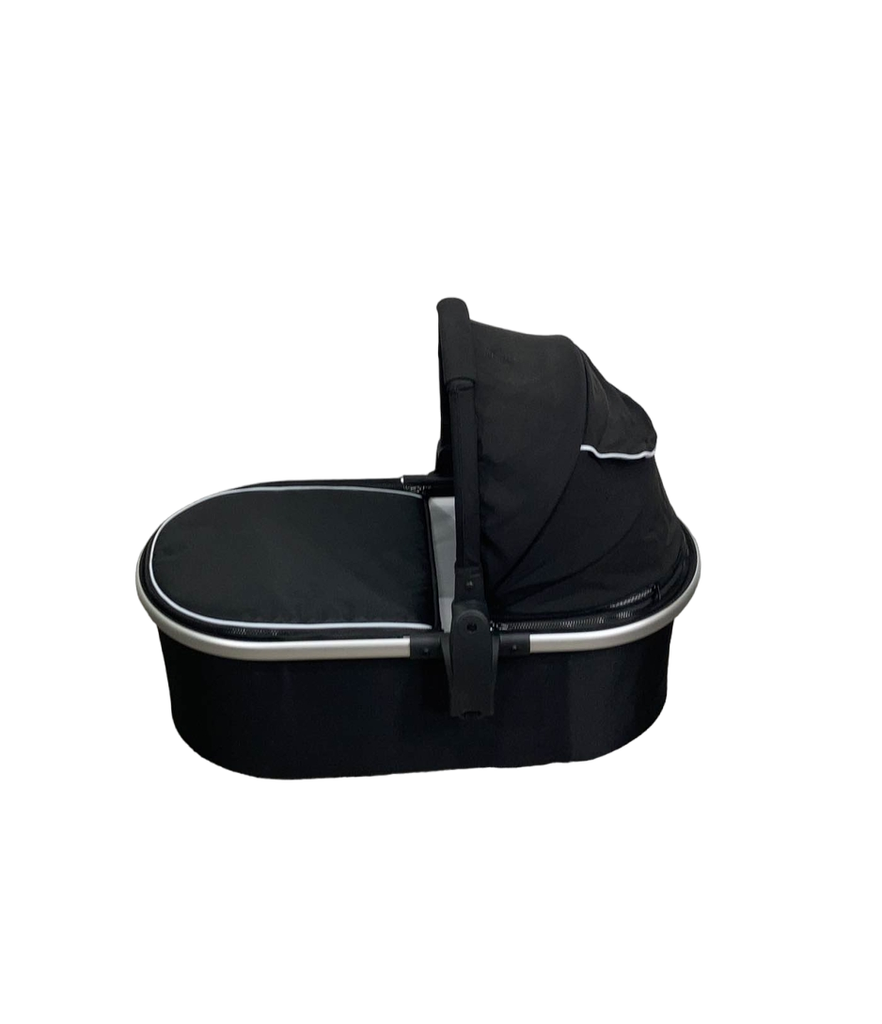 Mockingbird 2022, Black