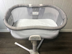 secondhand Halo BassiNest Swivel Sleeper Luxe Plus Series