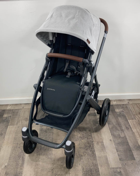 used UPPAbaby VISTA V2 Stroller, 2022, Anthony (White & Grey Chenille)