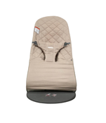 secondhand BabyBjorn Bouncer Bliss, Dark Gray Frame, Sand Gray Cotton Classic Quilt