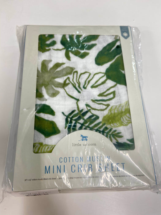 used Little Unicorn Cotton Muslin Fitted Mini Crib Sheet, Tropical Leaf