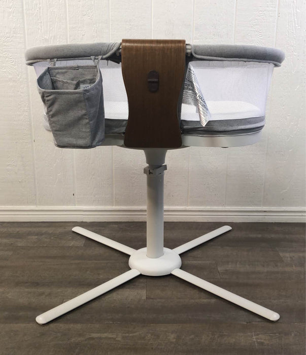 Shop Halo BassiNest Swivel Sleeper, Luxe Plus Series at GoodBuy Gear