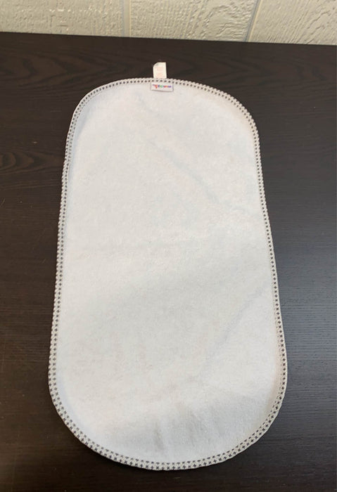 secondhand Munchkin Waterproof Changing Pad Liners