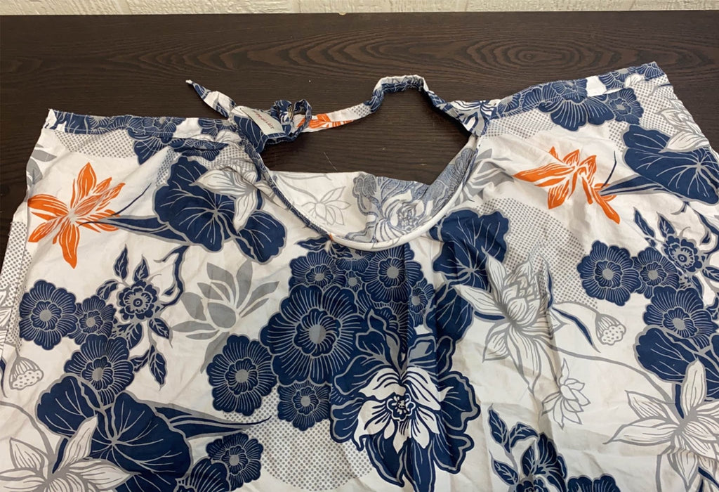 Shop Bebe Au Lait Premium Cotton Nursing Cover, Floral at GoodBuy Gear