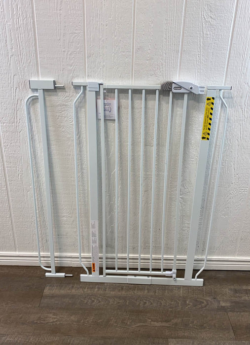 secondhand Regalo Easy Step Extra Tall Safety Gate