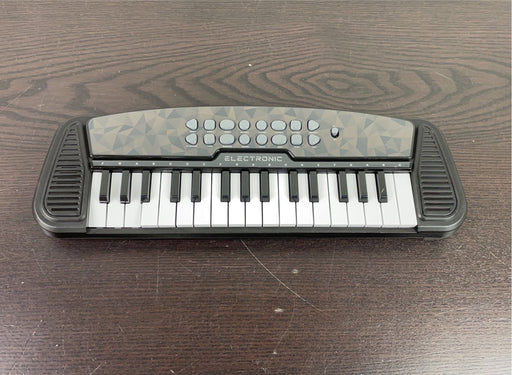 secondhand Musical Keyboard Toy