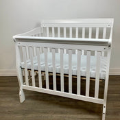 secondhand Dream On Me Aden 4 in 1 Convertible Mini Crib