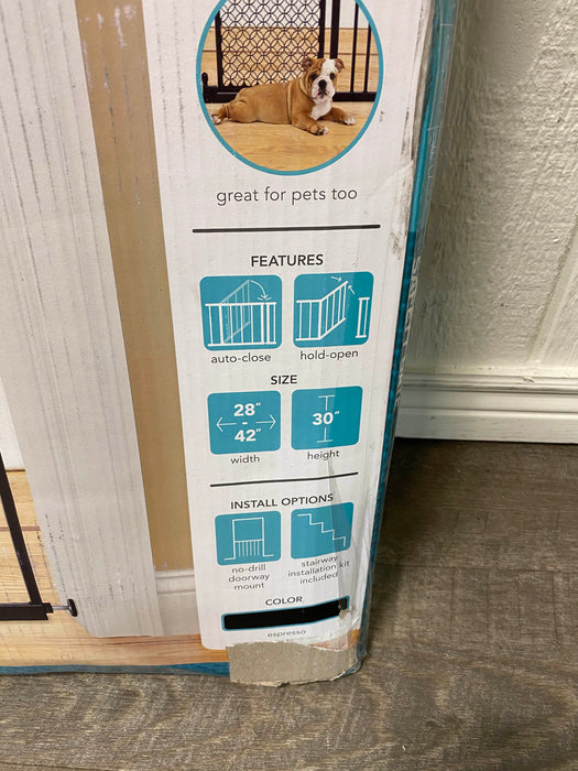 used Summer Infant Modern Home Walk-Thru Baby Gate