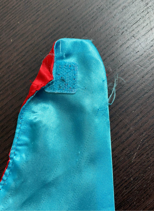 secondhand Cape, Simply By Design