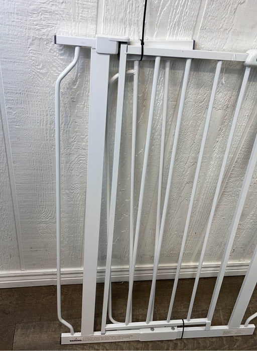 secondhand Regalo Easy Step Extra Tall Safety Gate