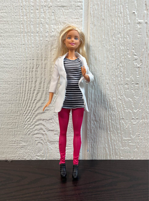 secondhand Mattel Barbie Dentist Doll & Playset