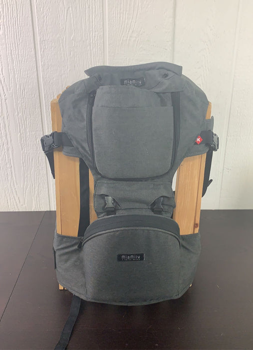 used MiaMily Hipster Plus Baby Carrier