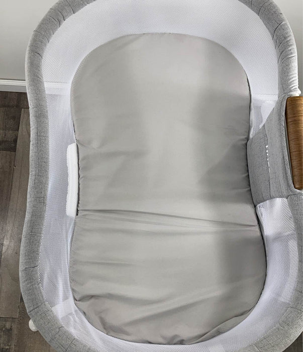 used Halo BassiNest Swivel Sleeper Luxe Series