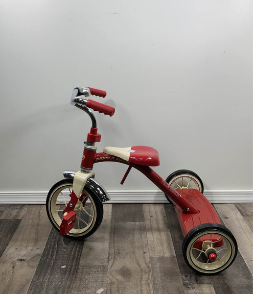 Radio Flyer Classic Tricycle, Red