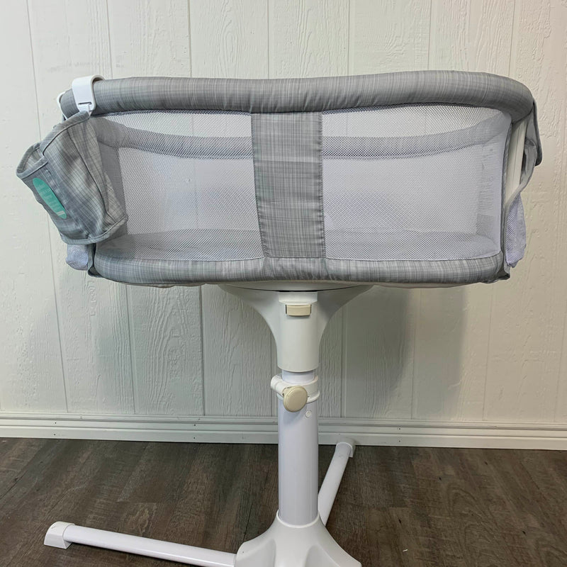 Halo Bassinest Swivel Sleeper Luxe Plus Series