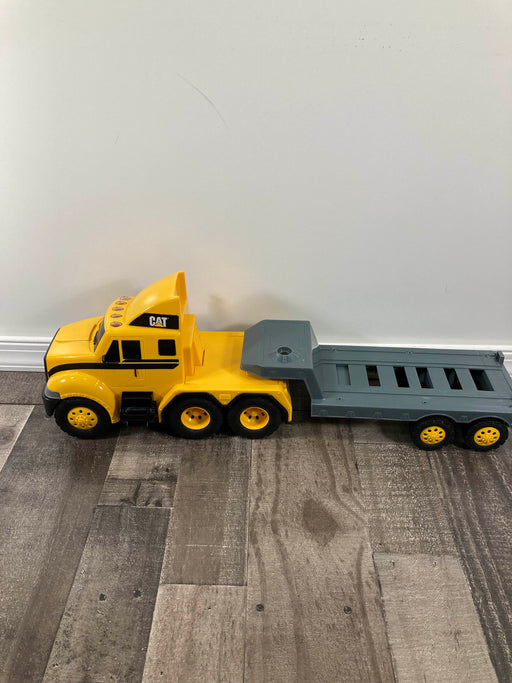 secondhand CAT Heavy Movers Flatbed with 10" Wheeled Loader