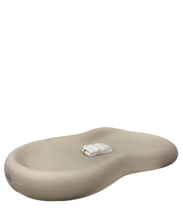 Shop Keekaroo Peanut Changing Pad, Vanilla at GoodBuy Gear
