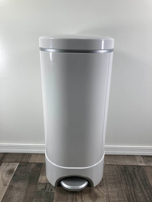 used Munchkin Step Diaper Pail