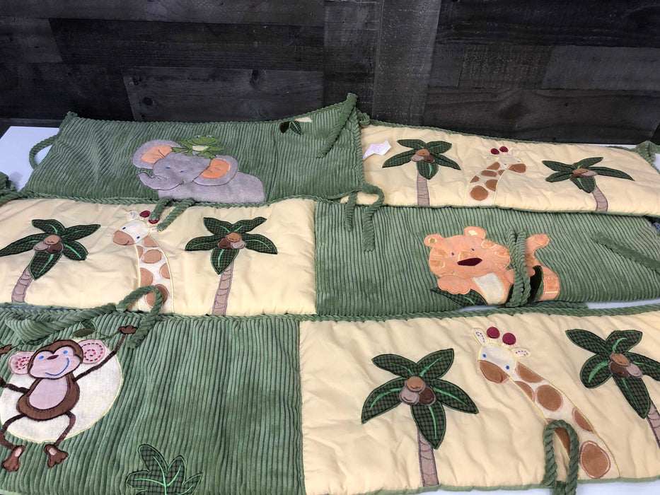 secondhand Nojo Jungle Babies Crib Set