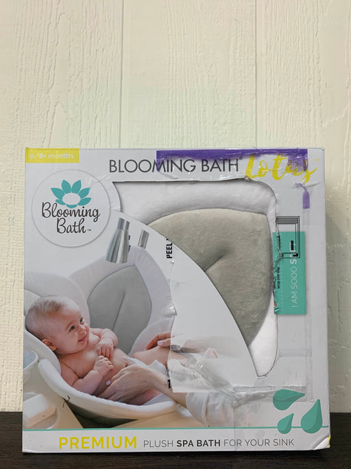 used Blooming Bath Baby Bath