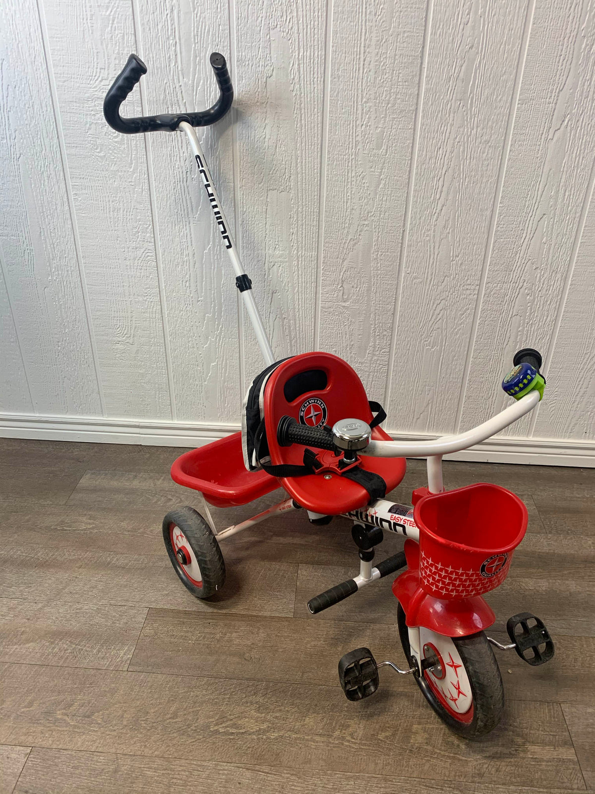 Schwinn Easy Steer Tricycle GoodBuy Gear