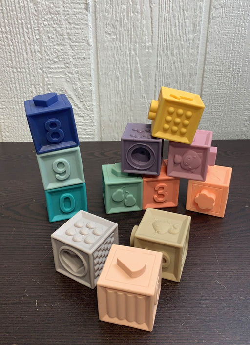 secondhand Huntermoon Baby Grasp Toy Building Blocks