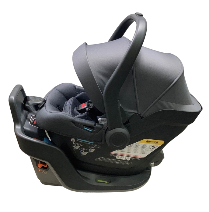 secondhand UPPAbaby MESA MAX Infant Car Seat and Base, 2022, PureTech Greyson