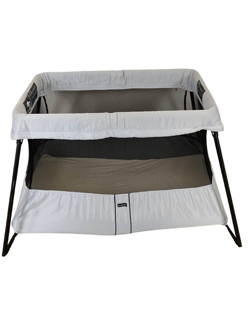 used BabyBjorn Travel Crib Light 2