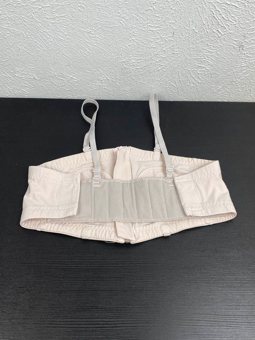 Shop Lansinoh Hands-Free Pumping Bra at GoodBuy Gear