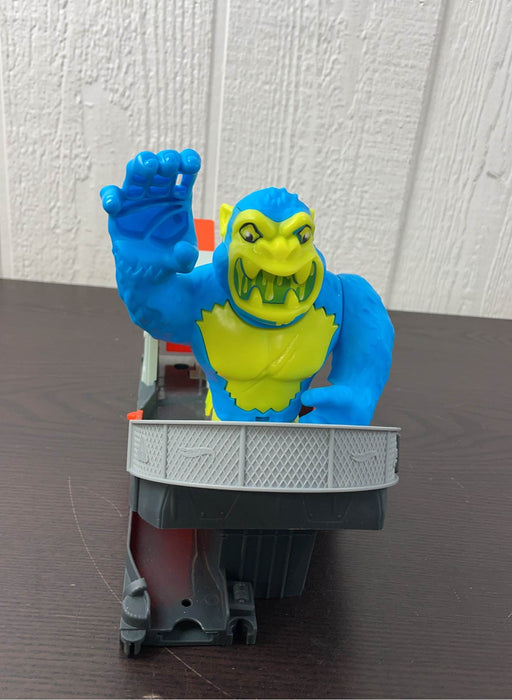 secondhand Hot Wheels Toxic Ape Attack Playset